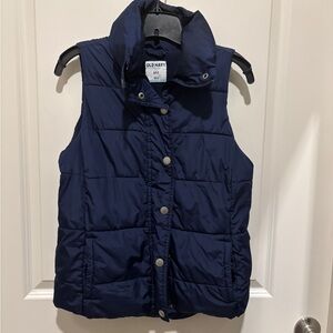 Navy Puffer Vest